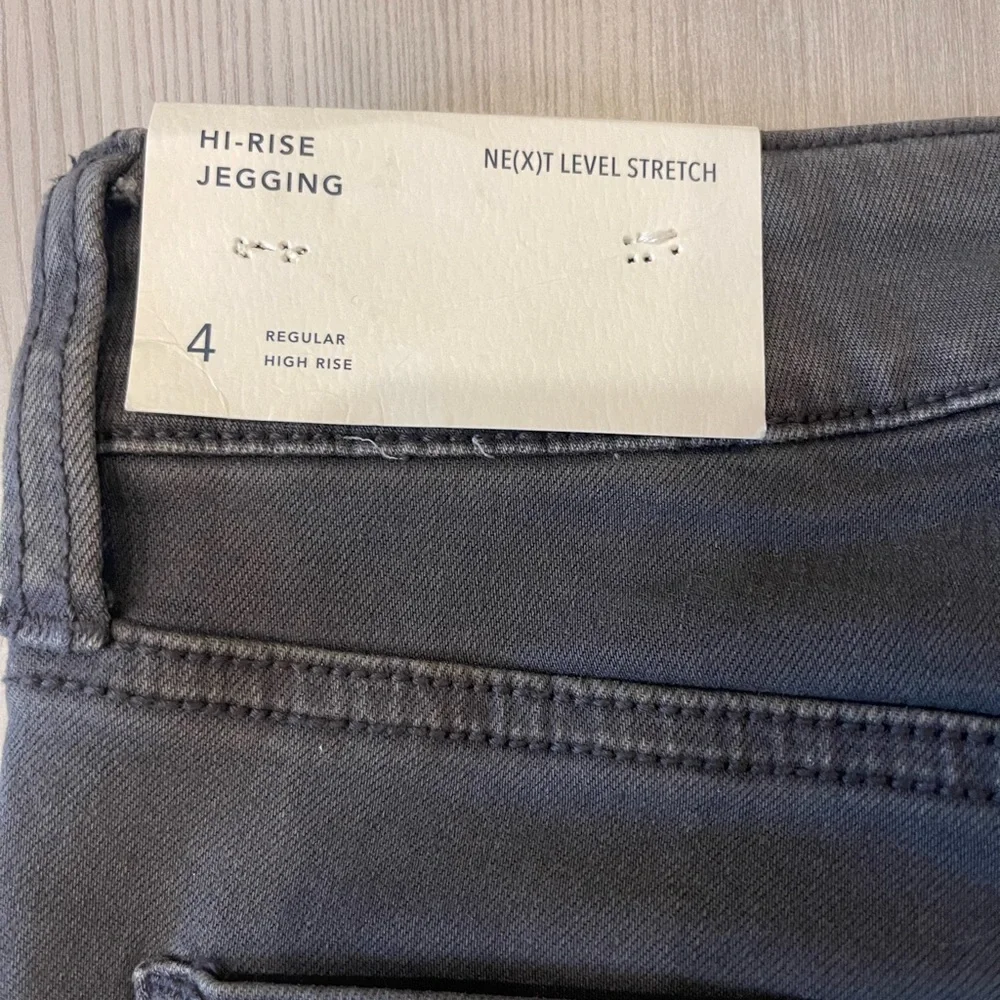 American Eagle Hi-Rise Jegging in Ne(x)t Level Stretch
